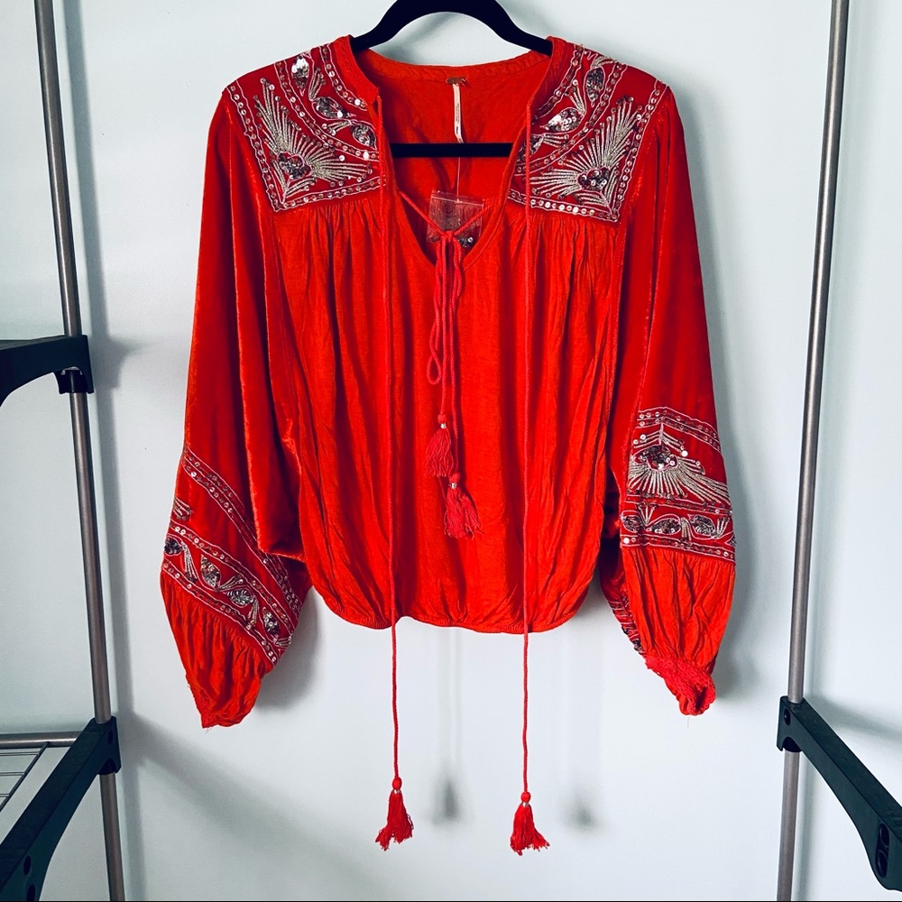 Free People • NWOT Orange Hearts Aflame Top